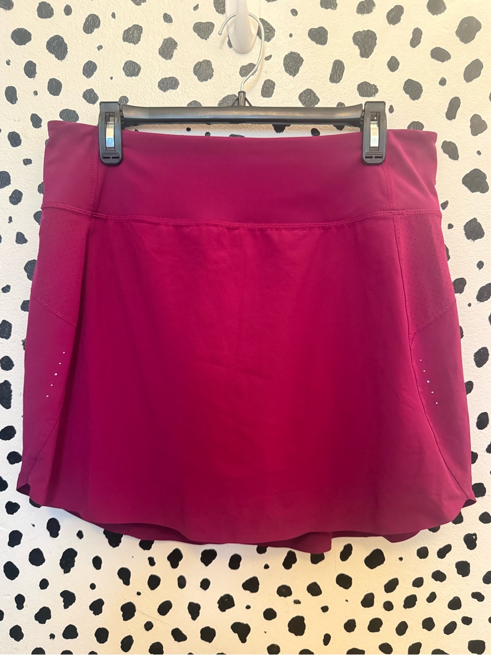 Athleta Magenta Run With It Skort 16”